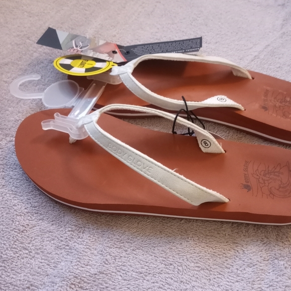 NWT Body Glove Cushioned Sandals - Picture 2 of 8